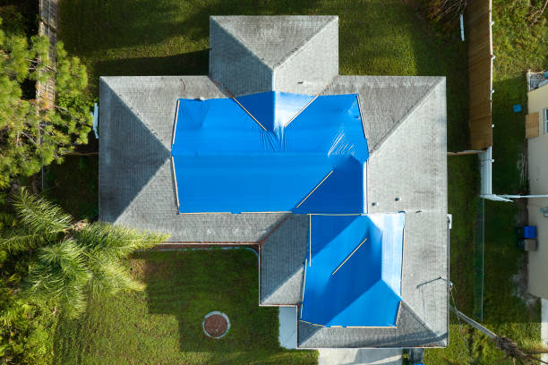 Best Wood Shake Roofing  in Dewitt, IA